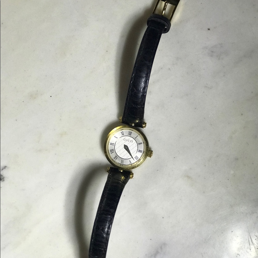 Gucci watch